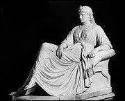 Qui est cette puissante reine légendaire ayant fondé Babylone et édifié les jardins suspendus ?