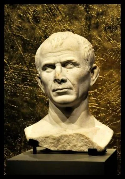 En quelle année Jules César a-t-il été assassiné?