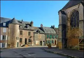 Nous nous promenons dans les rues de la commune Nivernaise de Saint-Saulge. Nous sommes en région ...