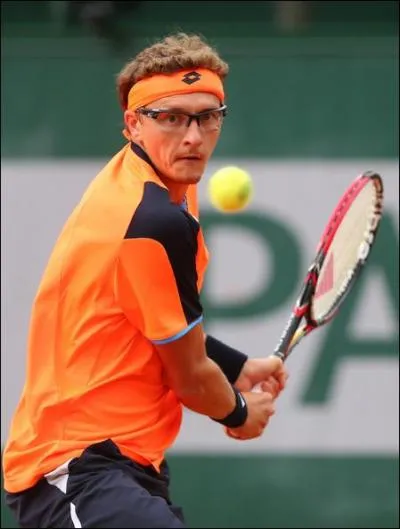 Il est russe comment se nomme-t-il ?