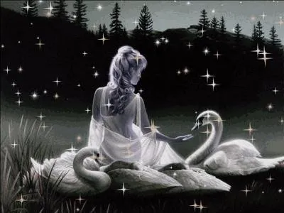 Qui a élevé le jeune Lancelot du Lac avant son départ pour le service du Roi Arthur ?