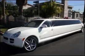 De quelle marque fait partie cette limousine ?