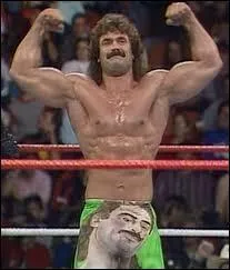 Quel surnom le talentueux et arrogant Rick Rude s'était-il attribué ?
