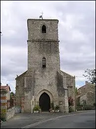 Voici l'église du village picto-charentais de Xambes. Il se situe dans le département n° ...