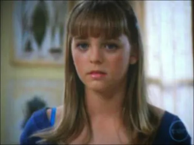 Cette petite fille est la sur de quelle sirène ?