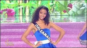 Comment sont ses cheveux ?