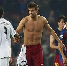 Quel est le rituel lors de la naissance d'un enfant dans la famille Piqué ?