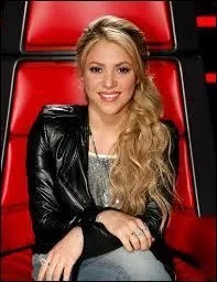 De quelle origine est sa mère, Nidia del Carmen Ripoll Torrado ?