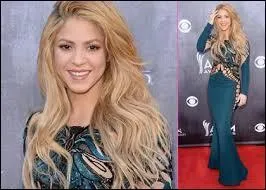 Dans lesquels de ses clips apparait-il en compagnie de Lionel Messi ?