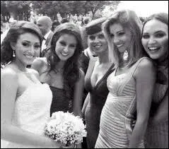 Avec qui s'est-elle mari�e, en 2013 ?