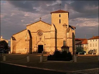 Dans le passé, dans ma région, qu'était un estafier?