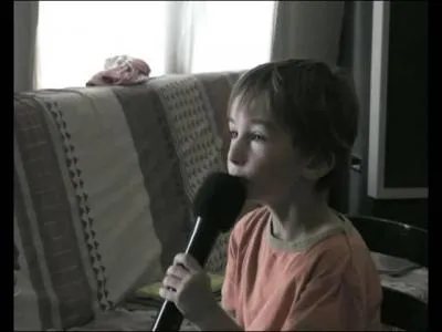 A quel âge Clément a-t-il fait sa première vidéo ? Et sur quelle musique ?