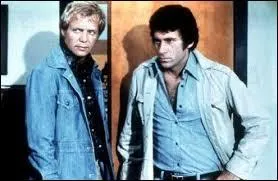 "Starsky et Hutch" fut certainement une des séries les plus populaires du genre. Quelle belle voiture rouge et blanche était indissociable de ces deux compères ?