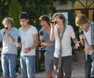 Qu'ont-ils chanté ensemble pour la première fois à la maison des juges ?