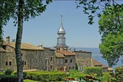 Quel animal a sa fête en octobre dans le magnifique village d'Yvoire situé sur les rives du lac Léman?