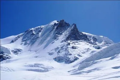 Ce sommet des Alpes italiennes culmine à 4061 m. Quel est son nom ?
