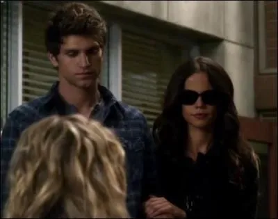 Qui est Toby pour Jenna ?