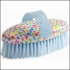 Quel est le nom de la brosse à fleurs ?