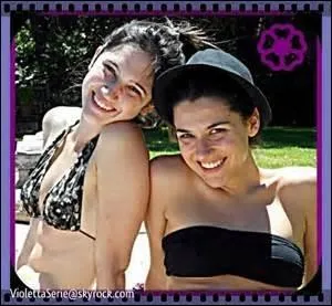 Dans les actrices de la série, qui est sa meilleure amie ?