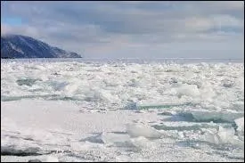 Quel est le principal d&eacute;sert froid du nord de la Russie ?