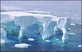 Quel continent est situé le plus au sud ?