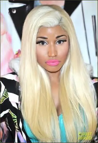 Quel âge a Nicky Minaj ?