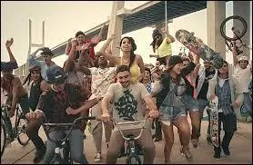 Qui a chanté "Danse"?