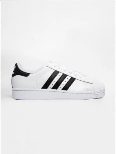 Quelle est cette marque de chaussures ?