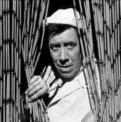 "Félicien Hébrard" est boulanger dans ce film de 1952.