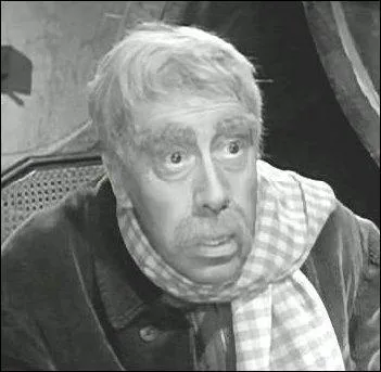 C'est à Trézignan qu'habite "Edouard de Saint-Forget" dans ce film de 1954 .