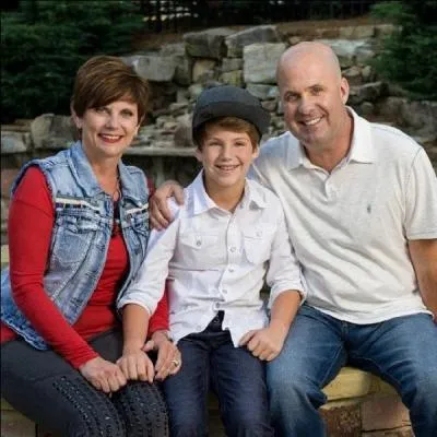 Comment s'appellent les parents de Matty B ?