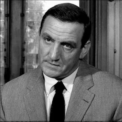 Dans ce film il est "Francis Lagneau" dit Petit Marquis, Chérubin, Falbala etc etc..