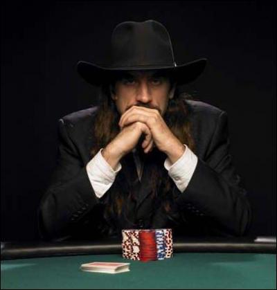 Fondateur de Full Tilt Poker, également un très grand joueur de poker !