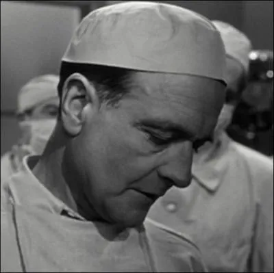 "Louis Delage" est dans ce film un grand chirurgien.