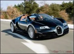 Quelle est la marque de cette voiture ?