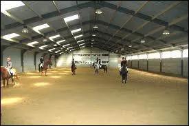 Récite les lettres du manège.