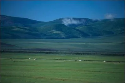  Le vent trouve les trous de la yourte comme l'me le mensonge des mots  D'o nous vient ce diction philosophe ?