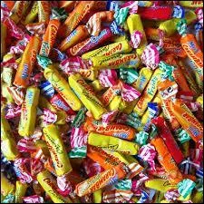 Quels bonbons sont représentés sur la photo ?
