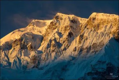Quelle célèbre montagne cette fabuleuse photo représente-t-elle ?