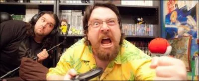 Qui est ce brave monsieur tout de jaune vêtu ?