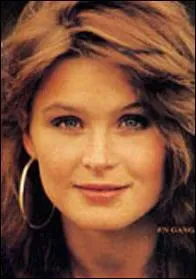 Elle interprète la BO du film ''L'Étudiante'' :