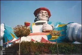 Cette attraction du parc Mirapolis, en Ile-de-France (parc aujourd'hui fermé), s'inspirait de :