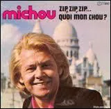 Quelle est la couleur fétiche de Michou, le directeur de cabaret spécialisé dans le spectacle de travestis ?