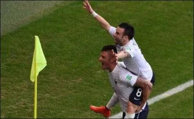 Très répandu dans le monde, il rassemble énormément de fidèles, c'est le dieu cathodique !