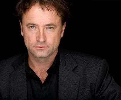 Dans quelle série apparaît-il ?