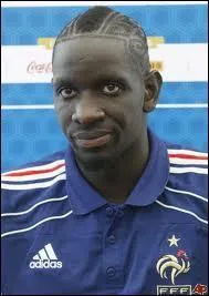 Reconnaissez-vous ce dernier joueur français à la coiffure très travaillée ?