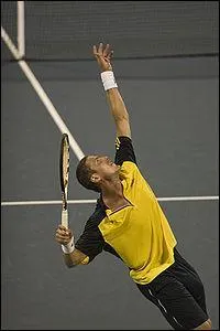 Né le 27 janvier 1980 à Moscou, il a actuellement 34 ans. Il a commencé sa carrière professionnelle en 1997 :