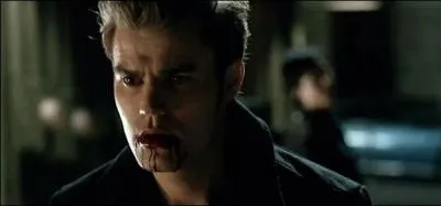 Comment était surnommé Stefan lorsqu'il buvait du sang ?