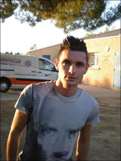 Qui est ce footballeur ?