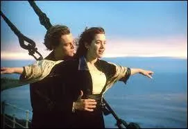 Ce film est américain et réalisé par James Cameron. Les acteurs principaux sont Leonardo DiCaprio, Kate Winset et Billy Zane. Ce film est sorti en 1997.
